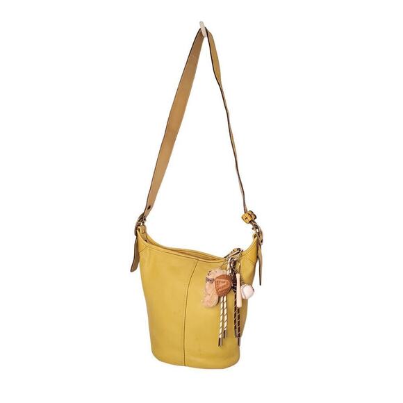 Authentic COACH 11422 Bucket Bag Genuine Leather Lemon yellow - Picture 1 of 11